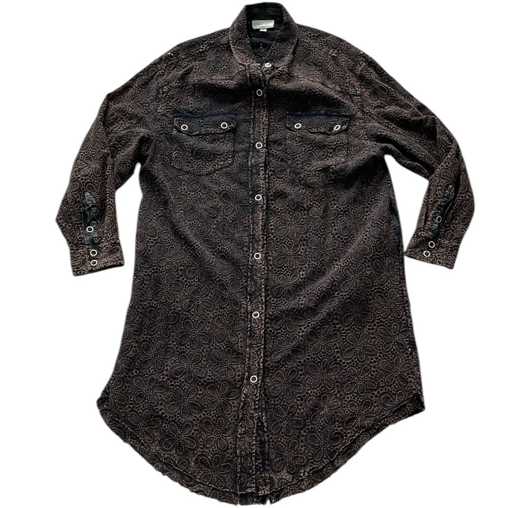 Oli & Hali Black Long Sleeve Button Up Shirt Flower Eyelet Duster Women’s Medium